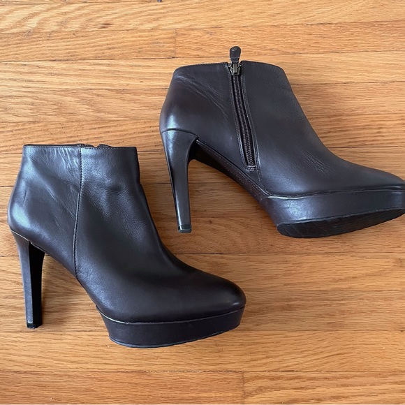 Rockport Dark Brown Ankle Boot - Picture 14 of 15